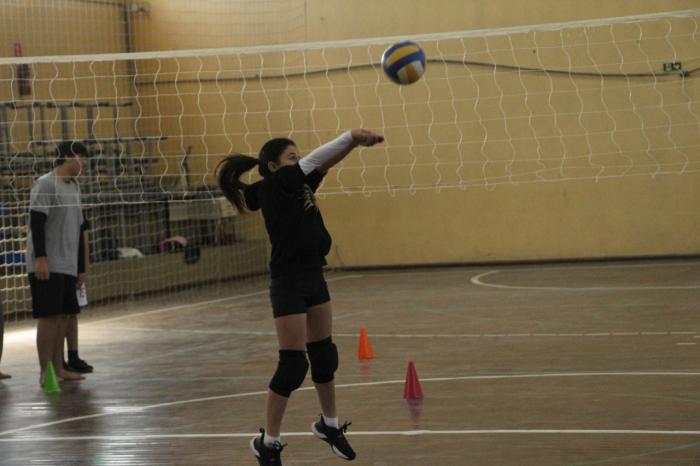 Alunos tem contato com diversas atividades esportivas