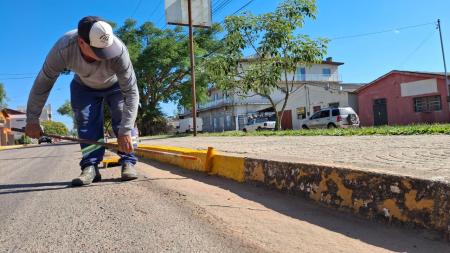 Avenida Getúlio Vargas recebendo retoques na pintura