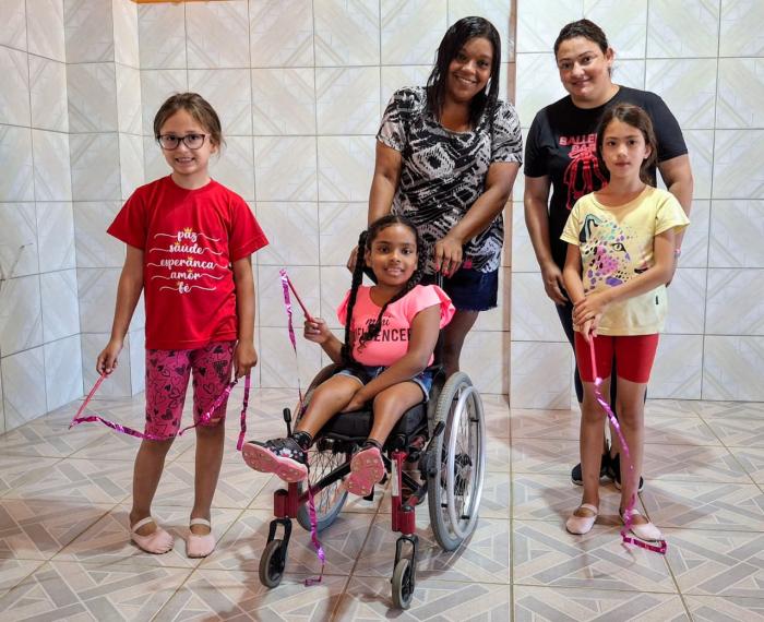 Bailarinas irão se apresentar em breve