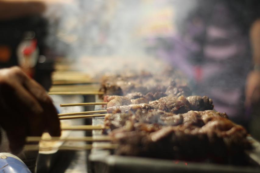 Cerca de 12 bancas estão disponíveis