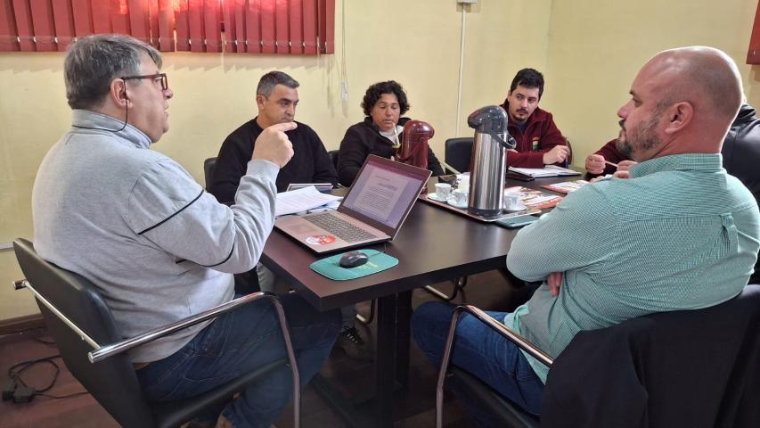Reunião aconteceu no gabinete do Prefeito Campani